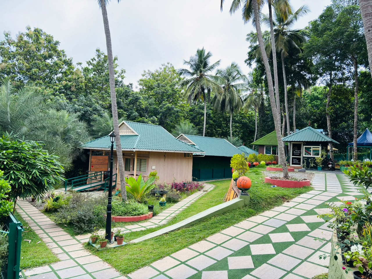 Mount Florella Poomala